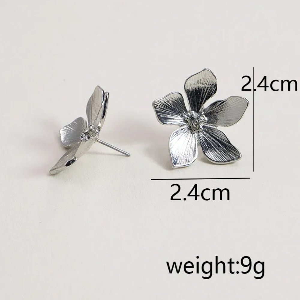 Silver Gilded Floral CZ Diamond Flower Stud Earrings NEW - Picture 7 of 8